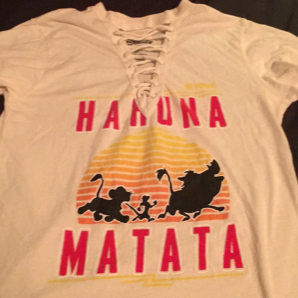 Short sleeve tee shirt